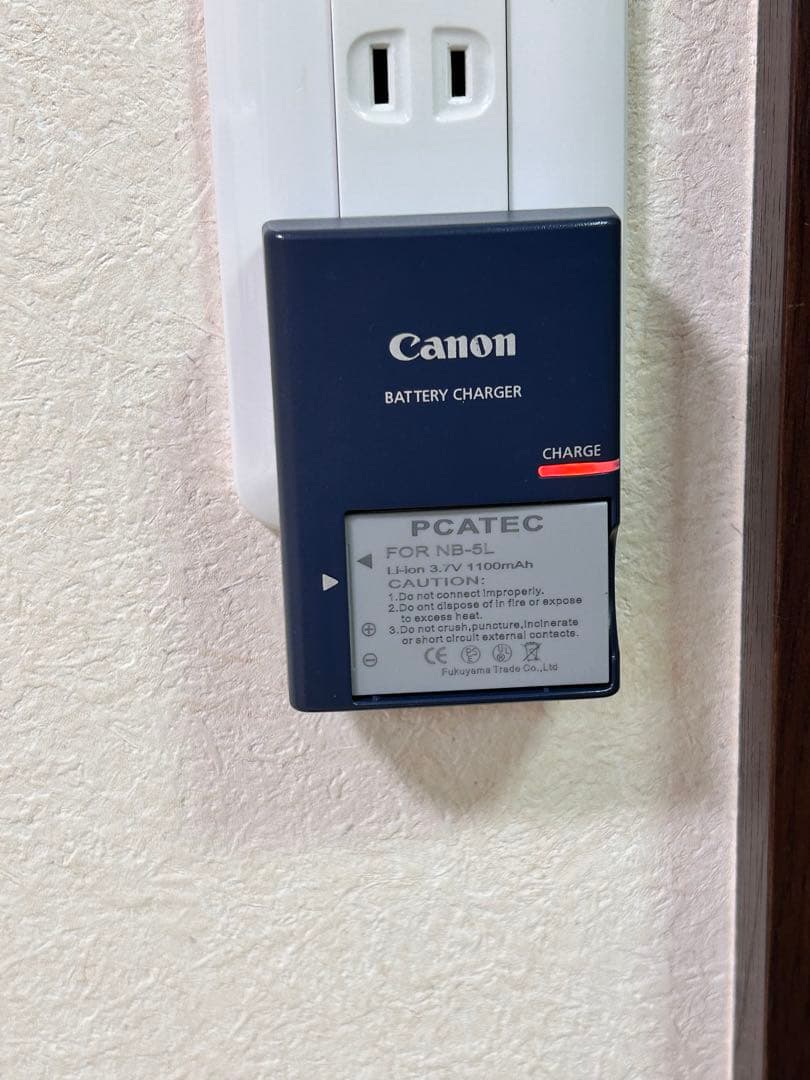 Canon IXY DIGITAL 800IS 新品バッテリーあり　動作確認すみ