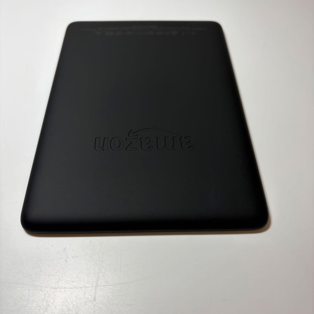 Kindle Paper White　第10世代　8GB　純正カバー付き