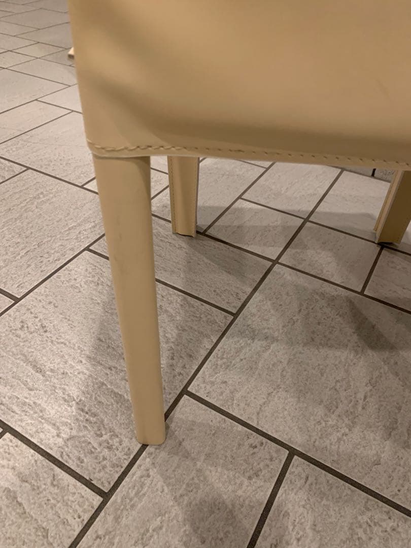 MADEイタリア製／Arper総本革アルペール2脚セット