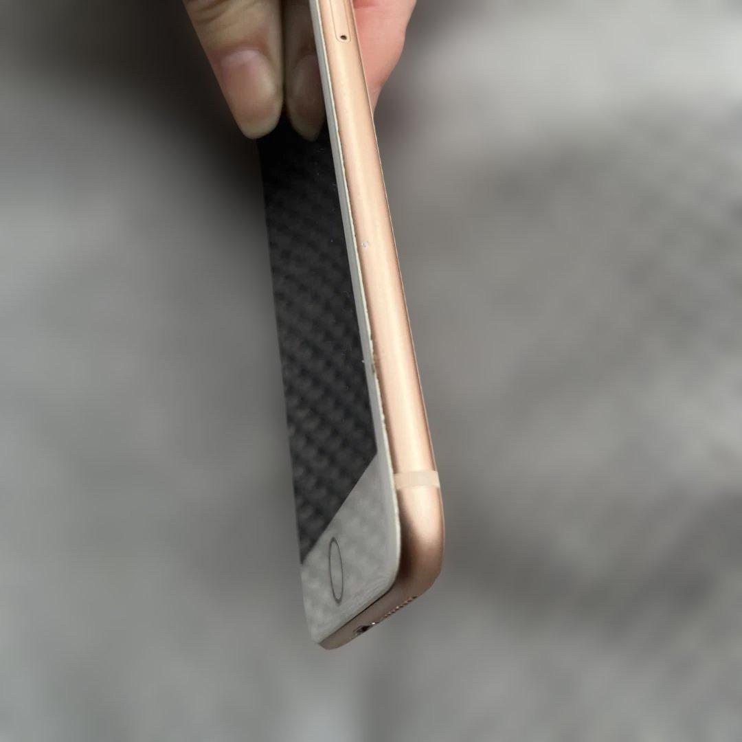 ［SIMフリー］iPhone 8 Puls 64G ゴールド 本体