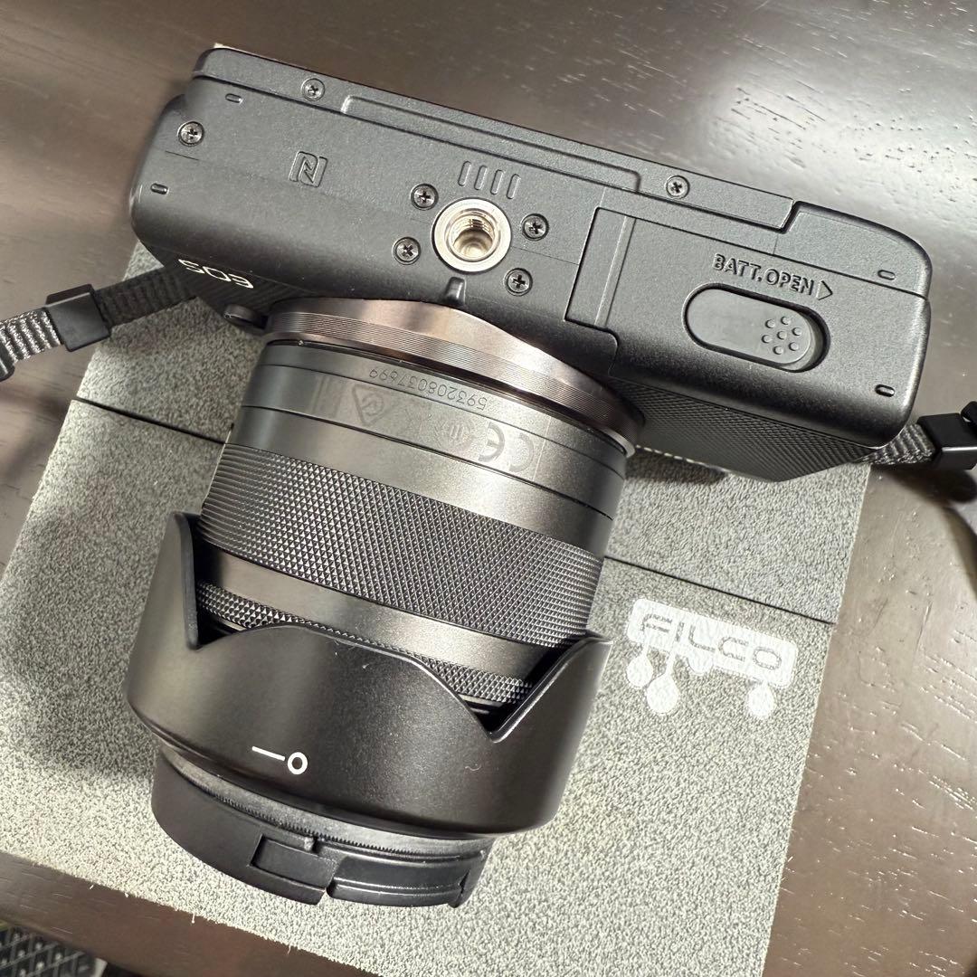 【美品 最安値】Canon EOS M100 ミラーレス一眼 本体 セット