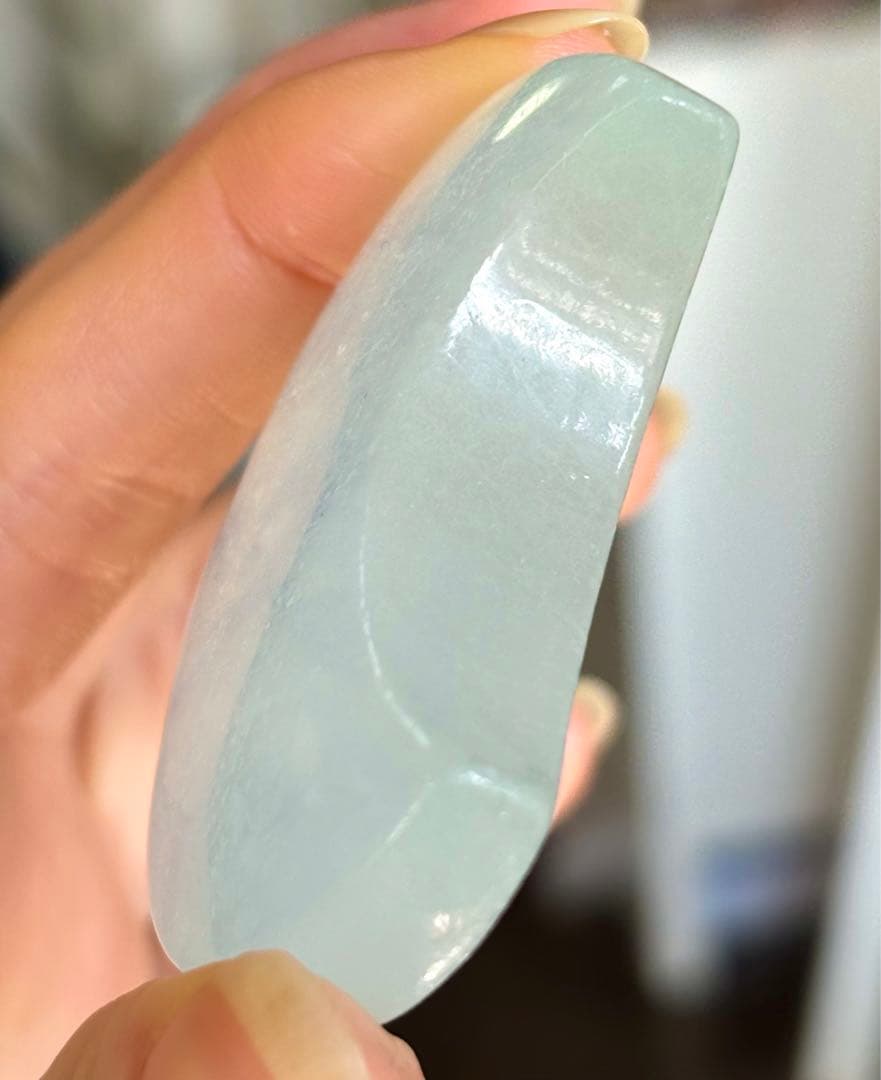 高品質　アクアマリン　月　ムーン　握り石