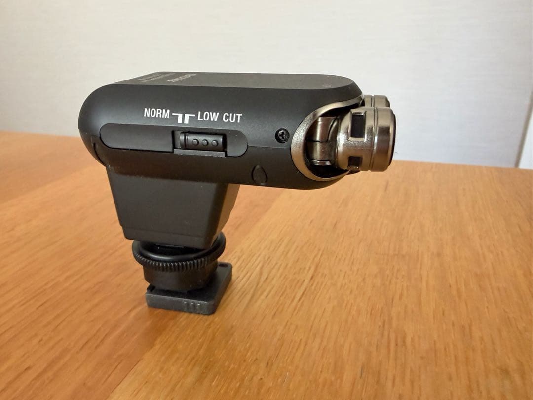 SONY 4K ビデオカメラ FDR-AX60、SONY純正ステレオマイクロホン