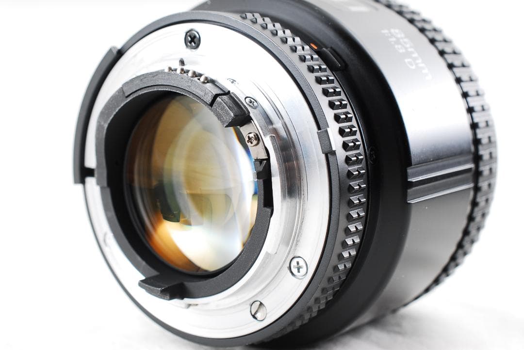ニコン Nikon AF Nikkor 85mm F1.8D Lens