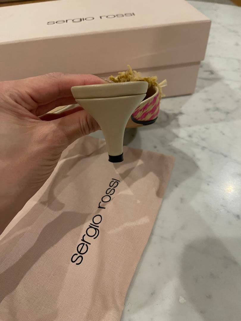 美品⭐︎sergio rossi ピンクミュール　レア物