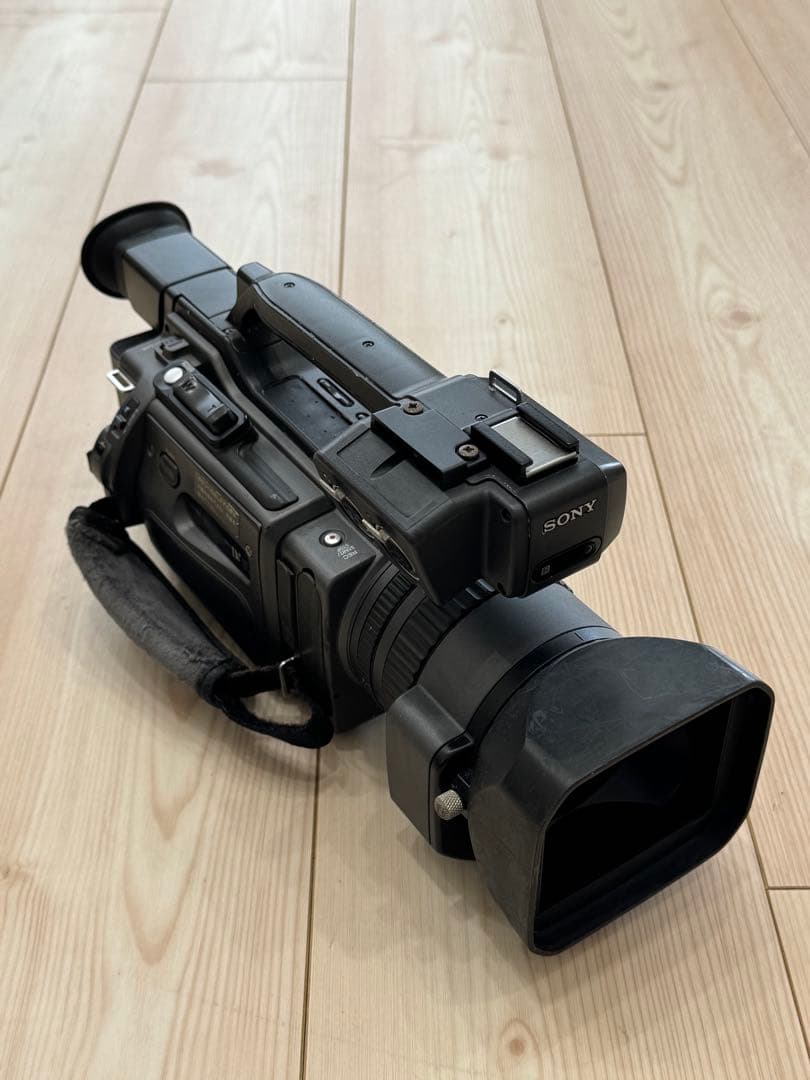 SONY DSR-PD150 ★マイク固定部に難あり