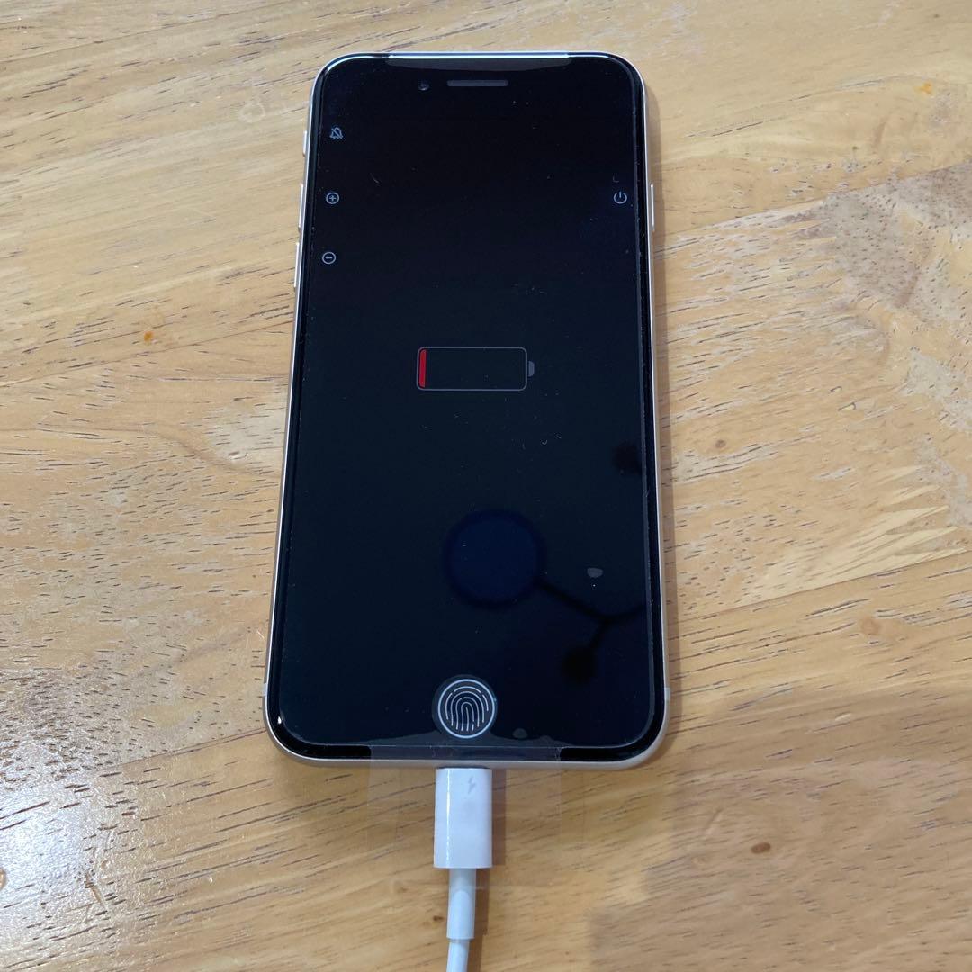 Apple iPhone SE (第3世代) 128GB ‼️満充電になりません‼️