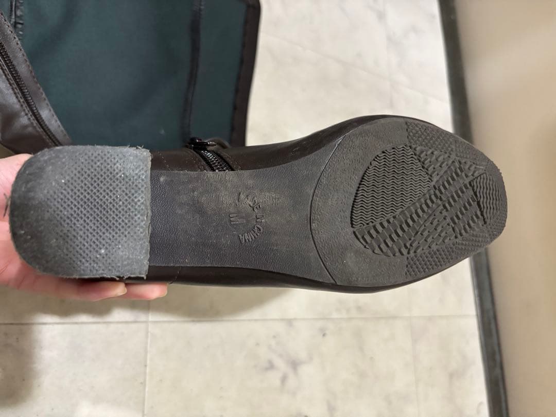 ブラック 合成皮革 ロングブーツ ジッパー付き