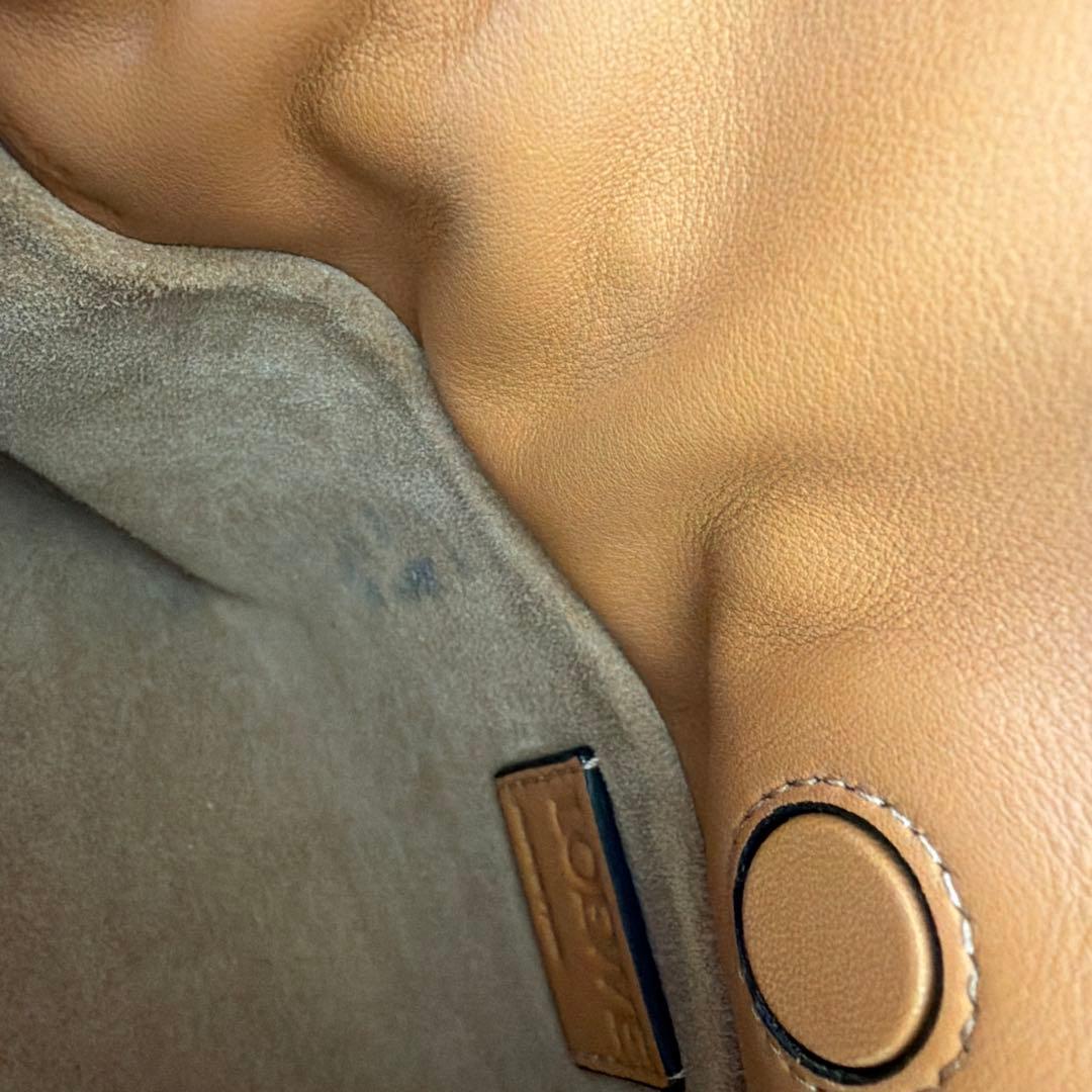 ロエベ フラメンコ クラッチ ミニ　ウォームデザート A411FC2X37