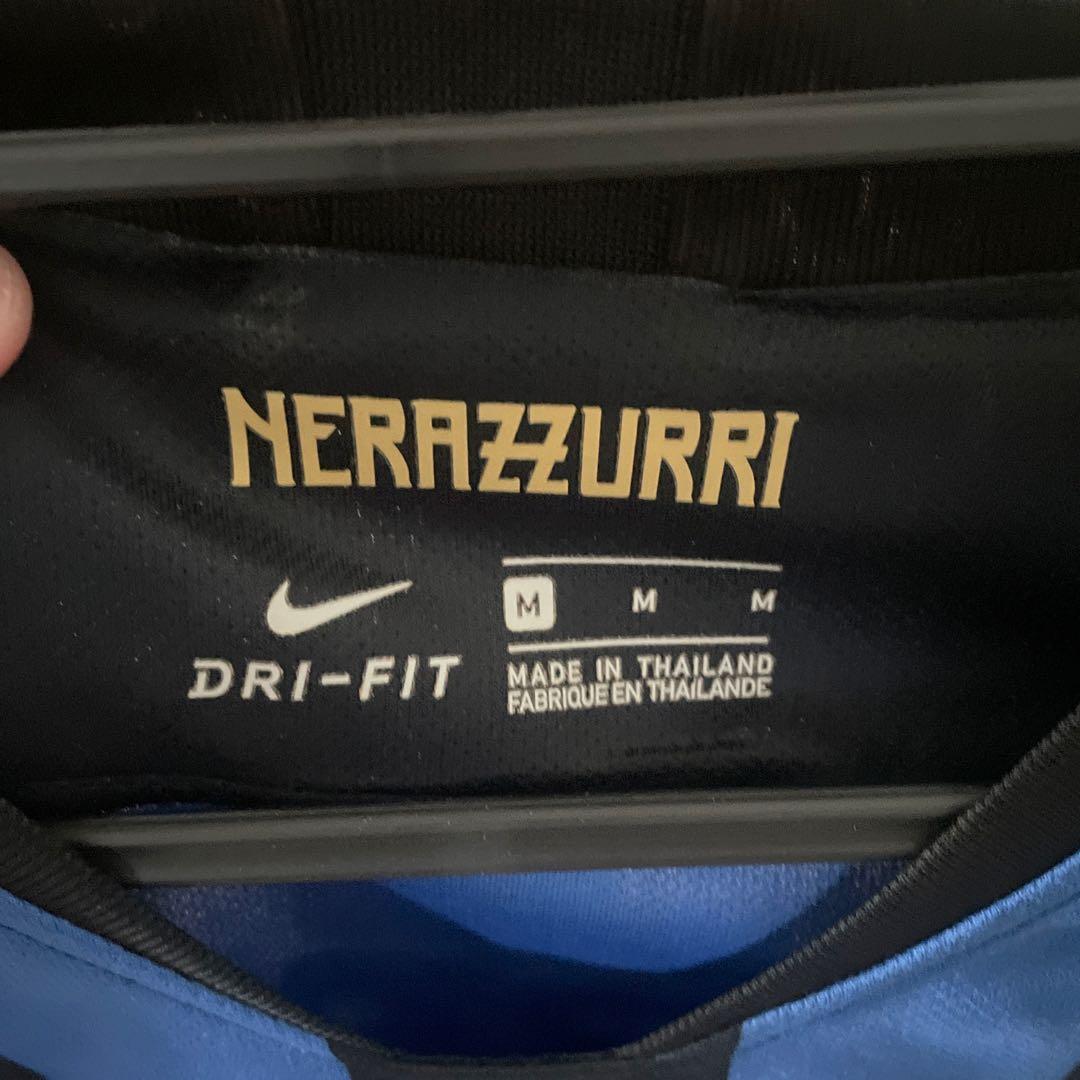 インテル　イカルディユニフォーム