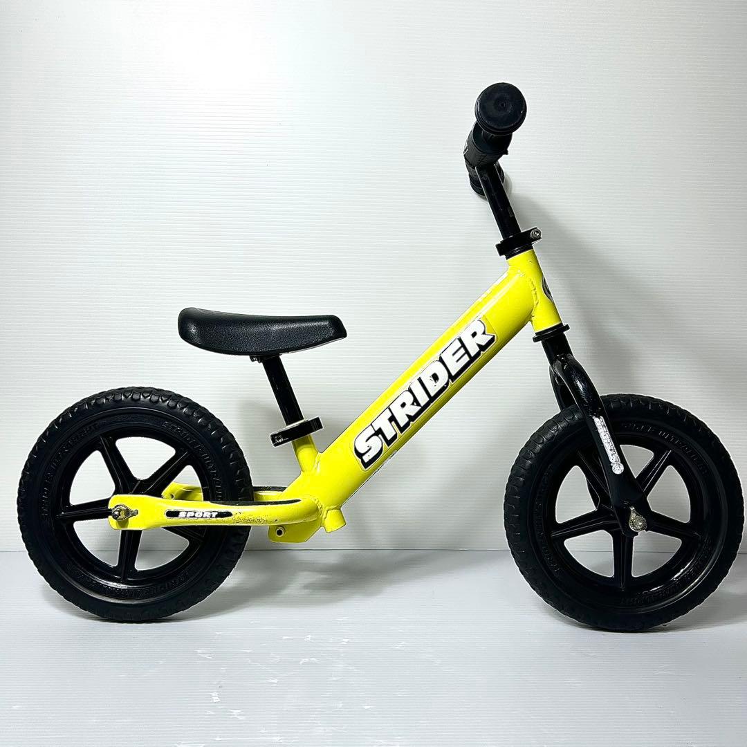 美品☆ストライダー スポーツ イエロー 黄色 キックバイク 補助なし