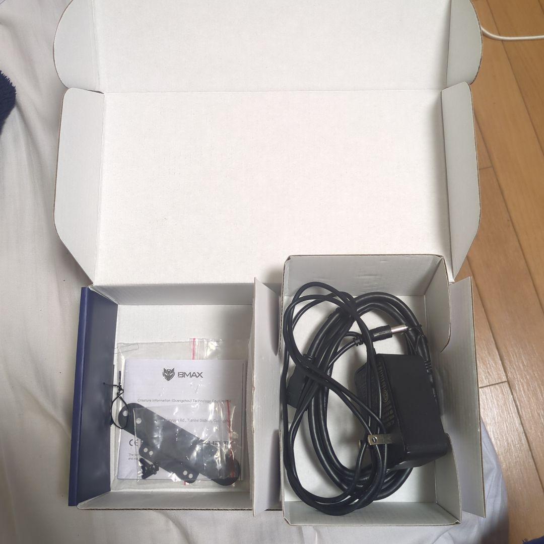 BMAX ミニPC