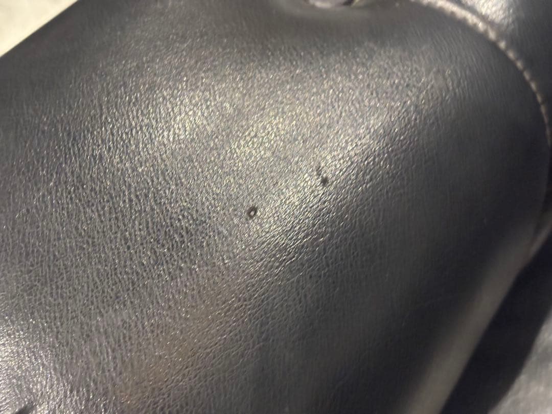 ②karimoku カリモク　レザーソファ　本革　リベット打ち　アンティーク　G