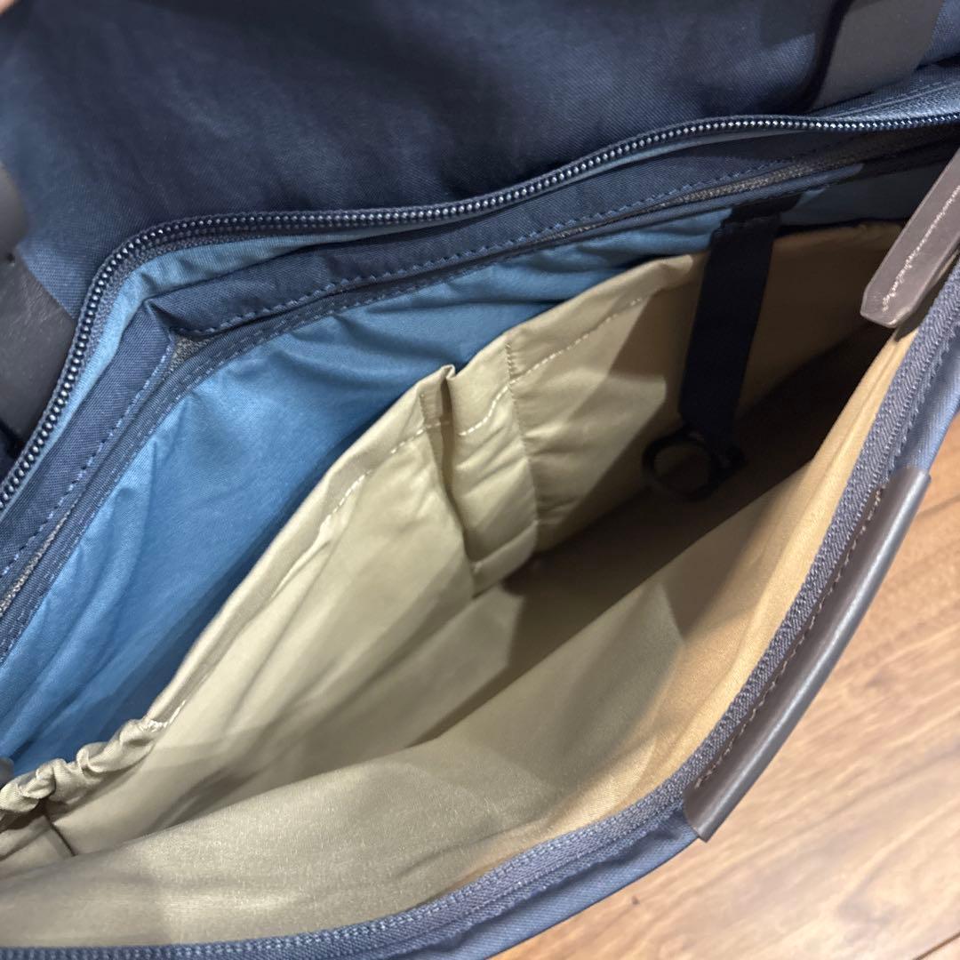 【美品】Bellroy Flightバッグ 大容量 ボストン 軽量 クラムシェル