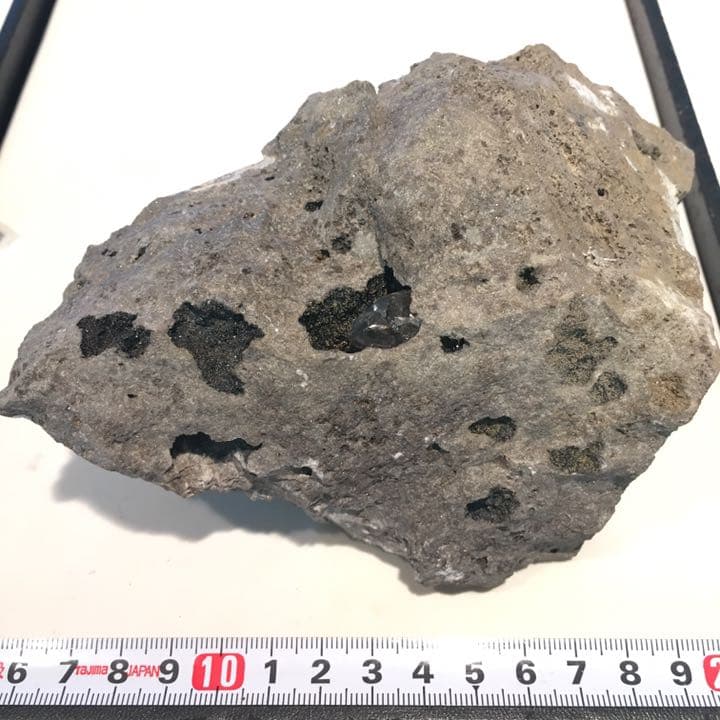 ハーキマーダイヤモンド(水晶)母岩付 B