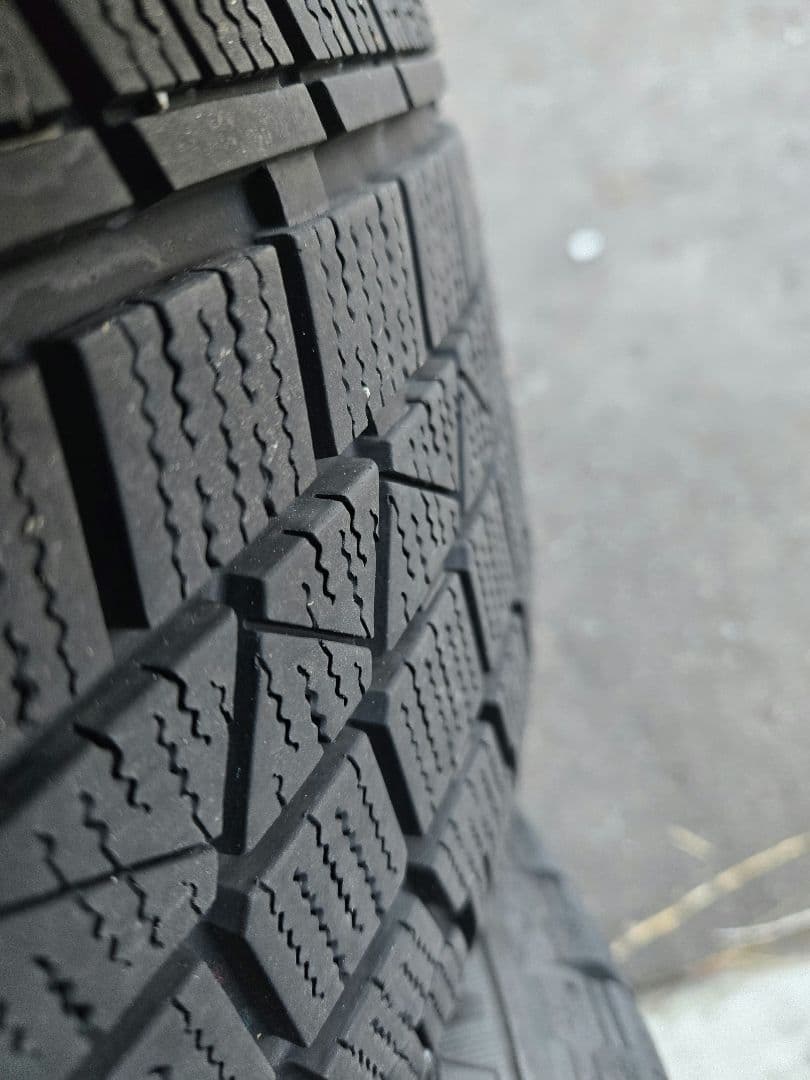 アクアG'z 17インチ　2021年製スタッドレスタイヤセット