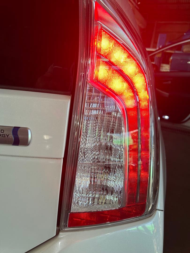 30プリウス 後期純正テールランプ 左右セット