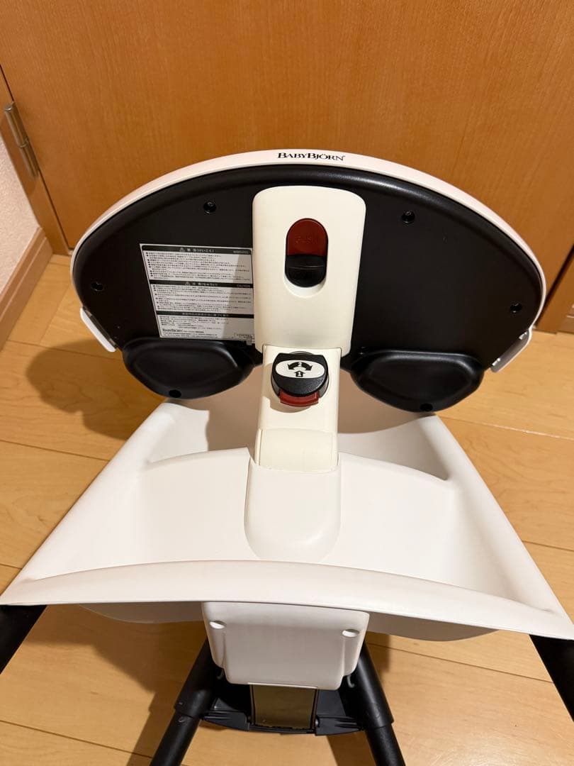 BabyBjorn ベビービョルン ハイチェア　ベビーチェア　ホワイト
