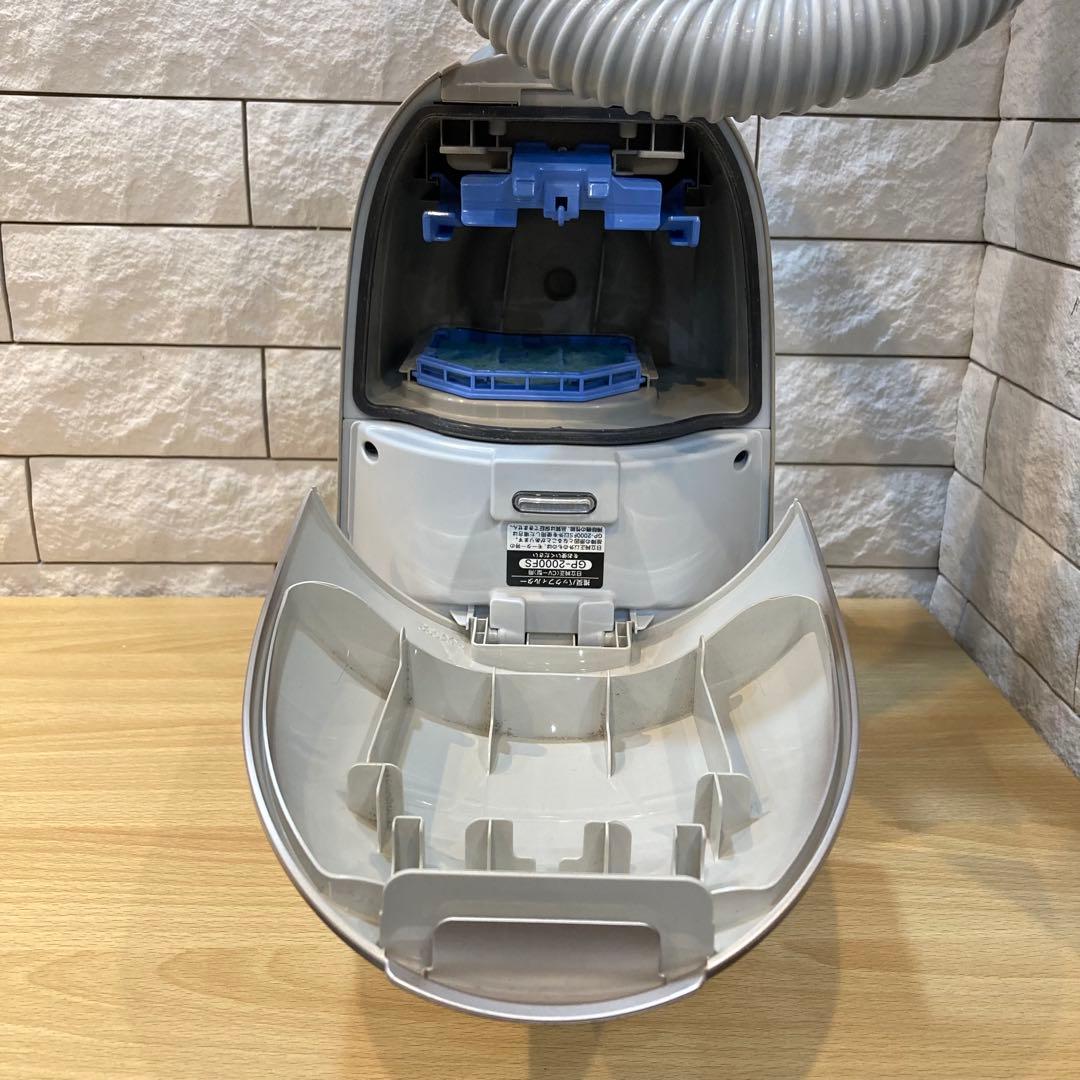 krama41311　日立　掃除機　CV-KP900K 【T19385】