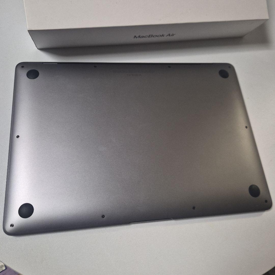 液晶割れ　MacBook Air M1 16GB/512GB 90% 2020