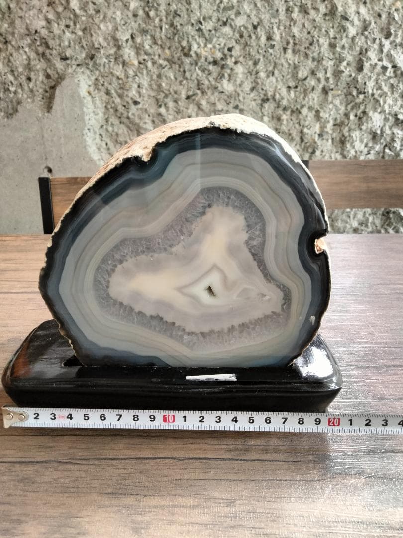 ☆青灰メノウアゲード（台座付き）　　　　　134