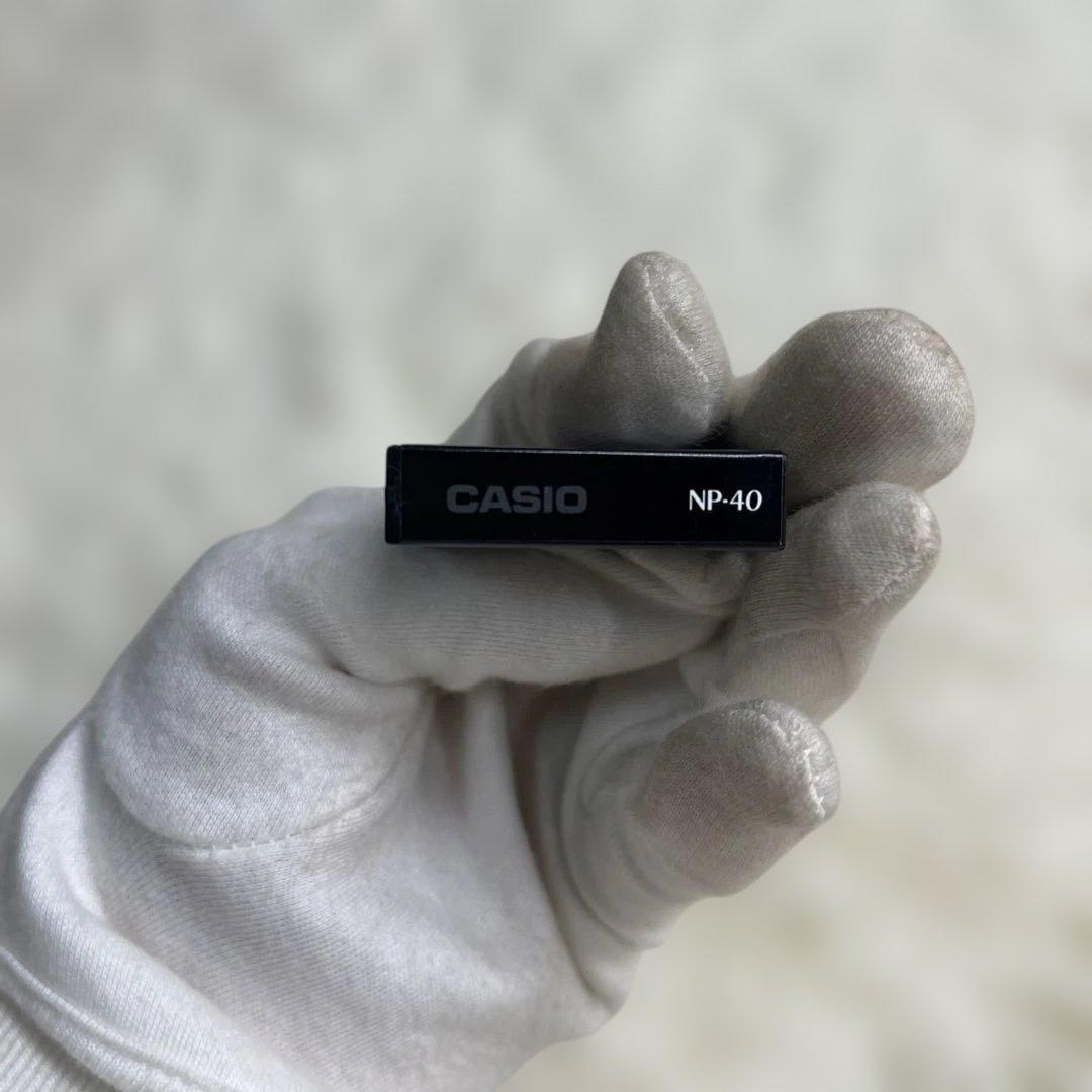 動作確認済 美品 CASIO EX-Z1200 デジカメ シルバー 充電器