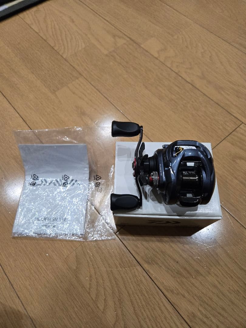 ジリオンＳＶＴＷ　１０１６ＳＶーＳＨＬ　未使用に近い