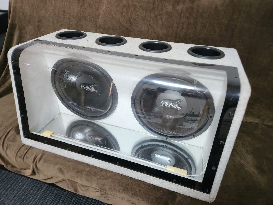 wahrock アメリカ　ウーファー 2個セット　ネオン付き。