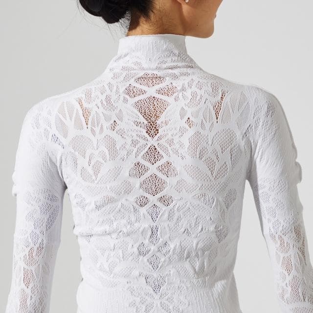 【人気】チャコット　ノーソーイングニット　ハイネック　長袖　カラボス