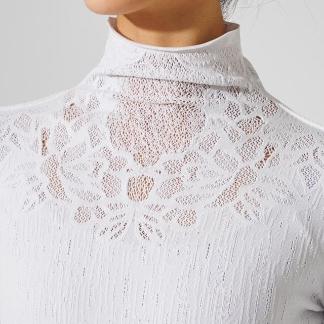 【人気】チャコット　ノーソーイングニット　ハイネック　長袖　カラボス