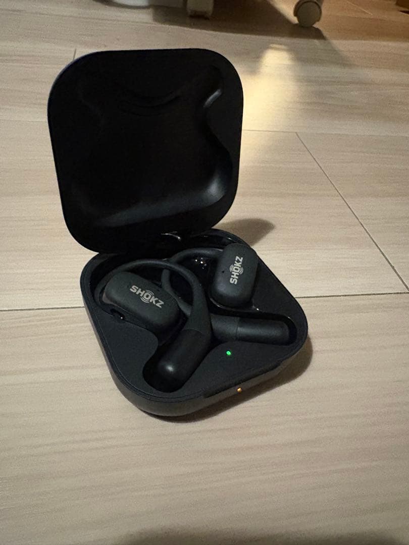 Shokz OpenFit（初代） オープンイヤー ワイヤレスイヤホン ブラック