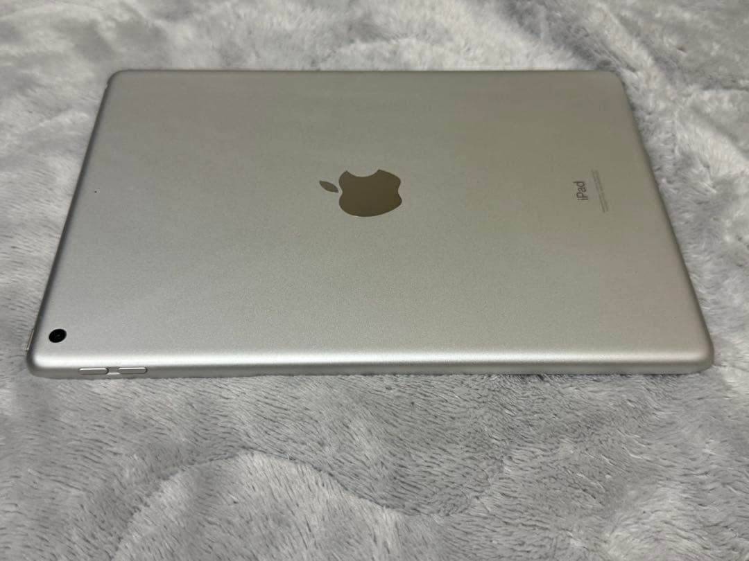 【美品】Apple iPad 第８世代 32GB wifi バッテリー88%