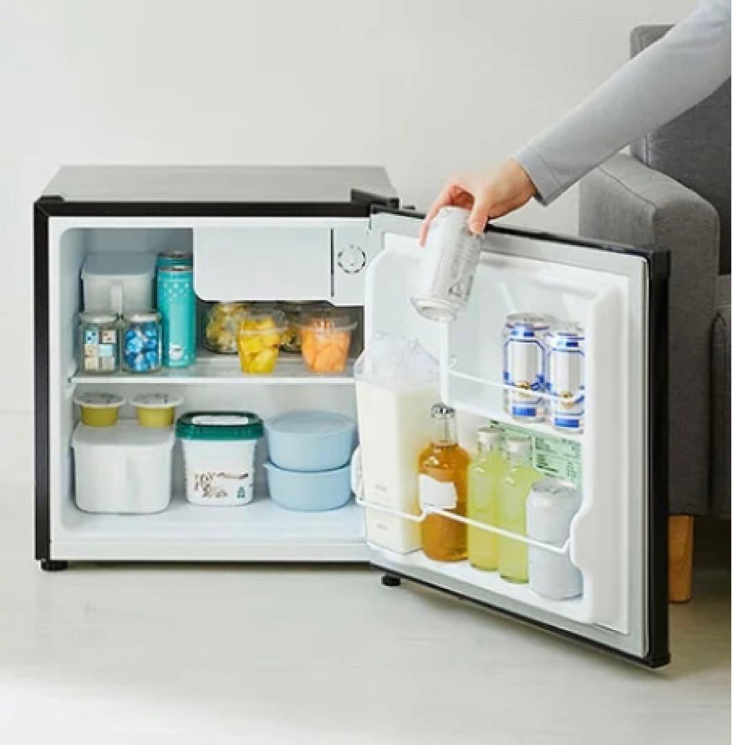 冷蔵庫 小型 46L 右開き 白 ホワイト PRC-B051D キズ防止マット付