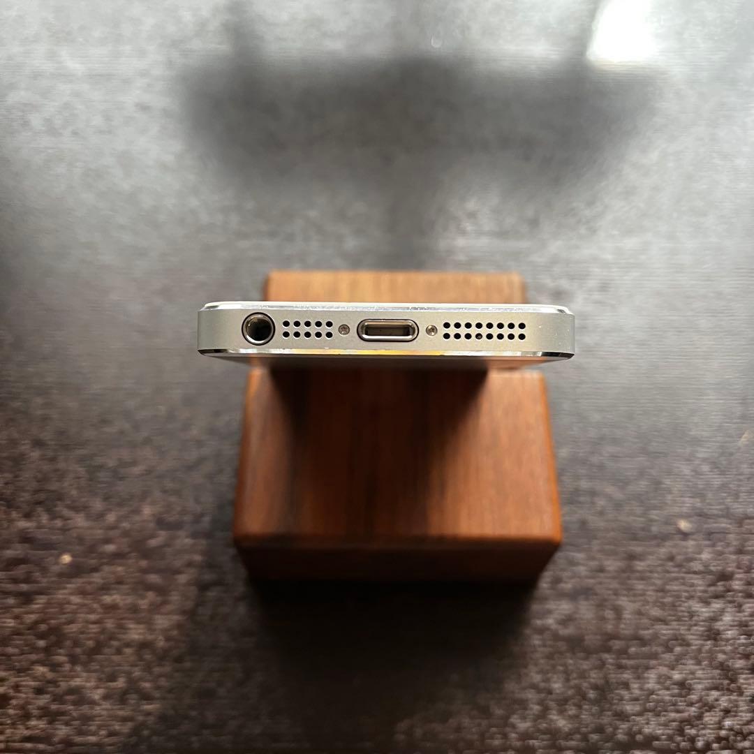 ✨バッテリー新品交換済✨Apple iPhone 5s Silver 32GB