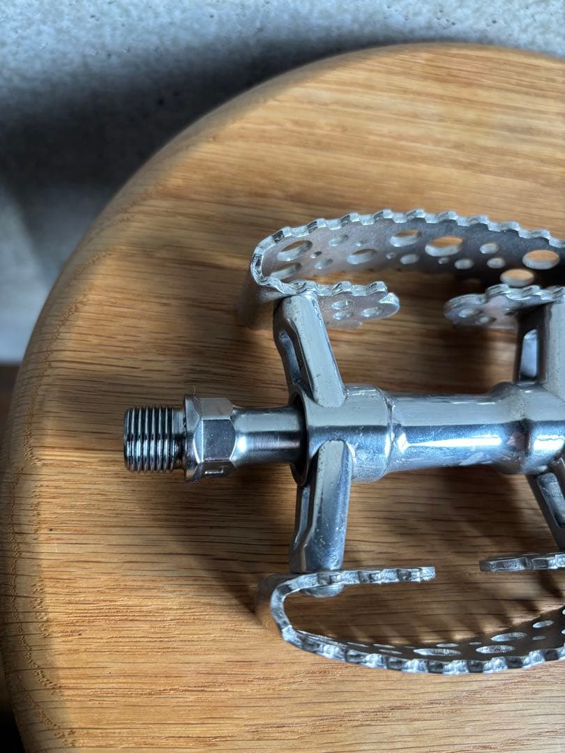 SIMWORKS Tiny Bubbly Pedal シルバー
