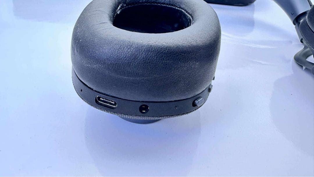 Bowers & Wilkins PX ワイヤレスヘッドホン