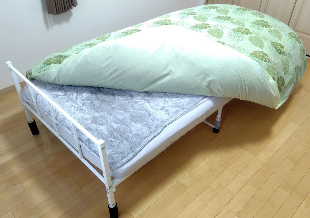 【富士新幸(株)】羽毛掛けふとん　ダブルサイズ　二層式　ツインキルト