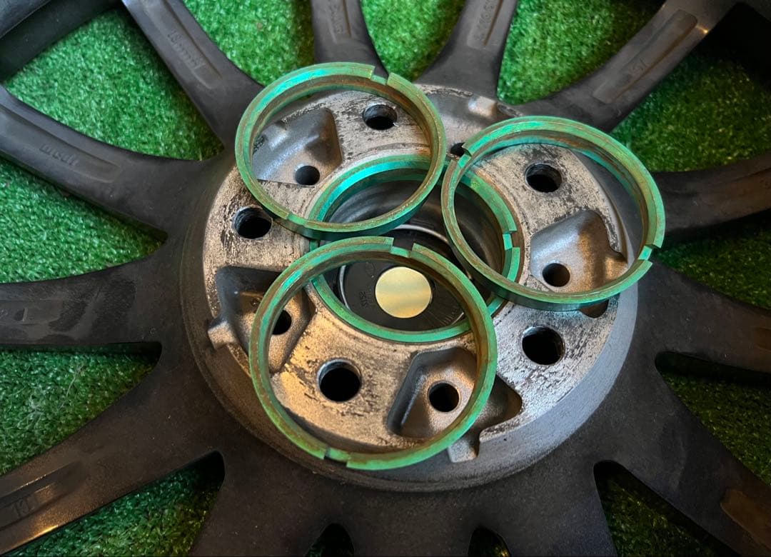 18インチVELVA BLACK DUNLOP WINTER MAX WM02