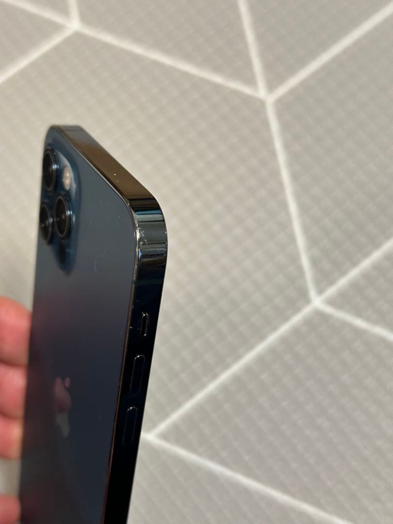 〈バッテリー最大容量90%〉iPhone12 pro 128GB SIMフリー