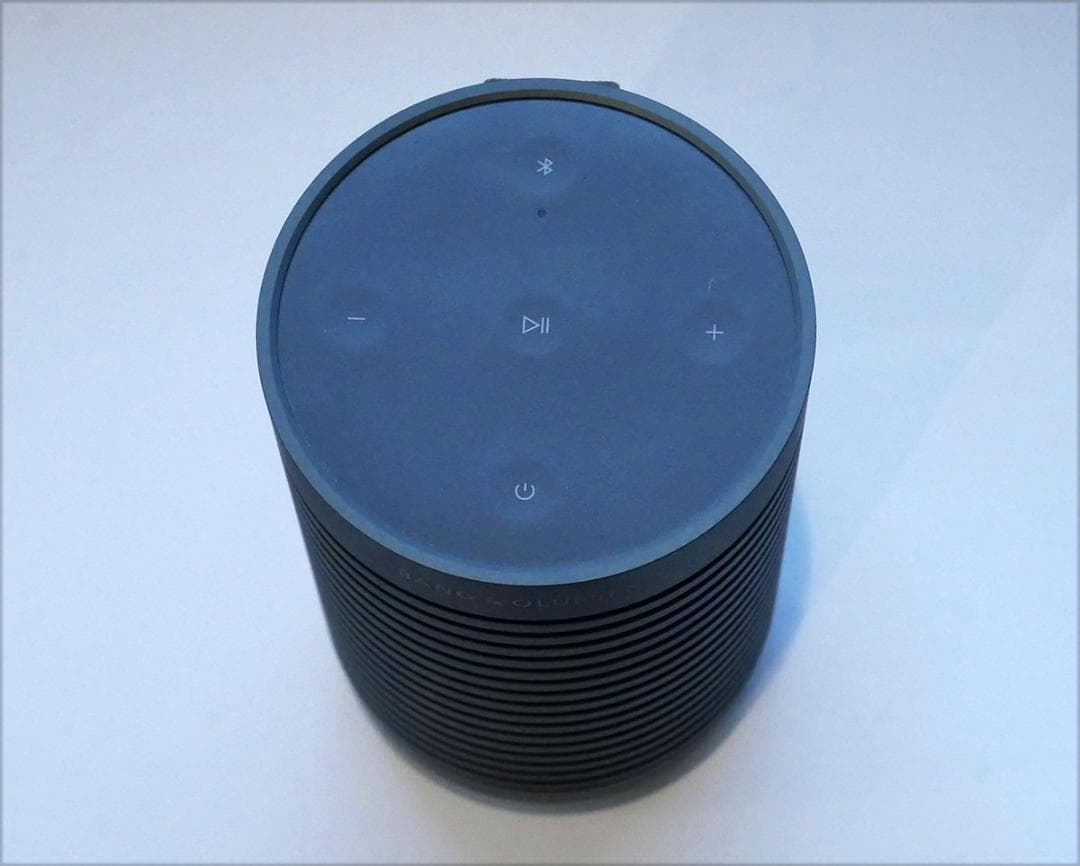 shin　Bang & Olufsen「Beosound Explore」