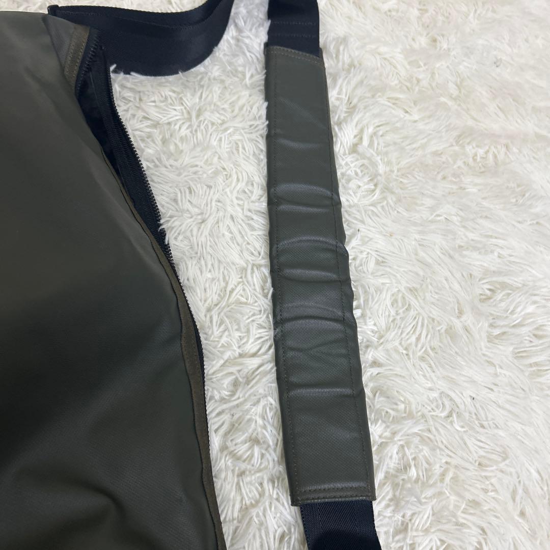 希少　美品　ポーター プリズム　ショルダーバッグ　ボディバッグ　A4収納可