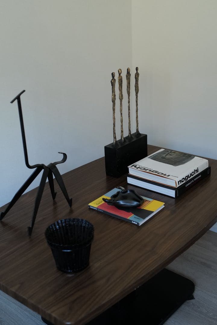 カウンターテーブル・ハイテーブル AdjustaLift Table