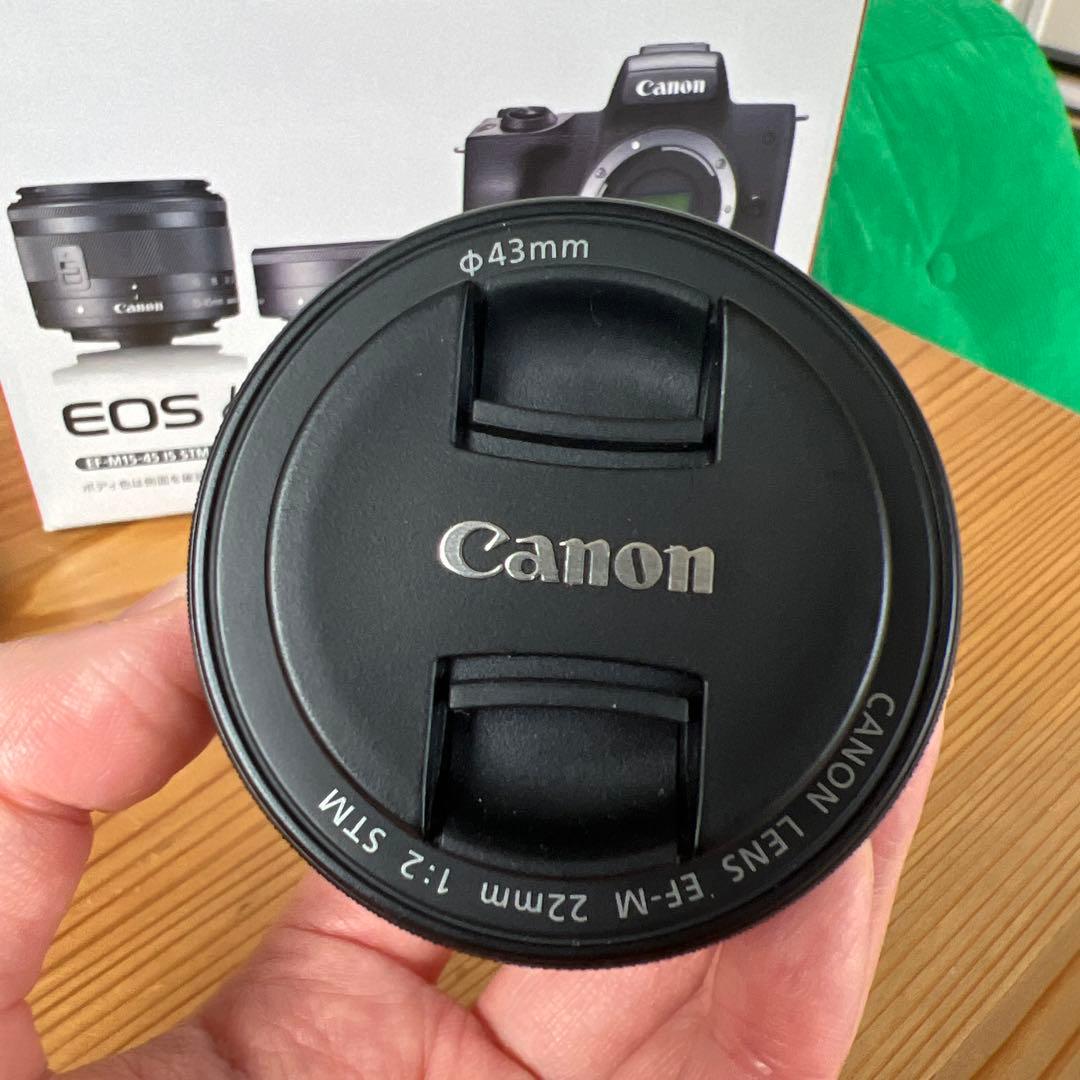 【美品】Canon／EOS Kiss M（ブラック）