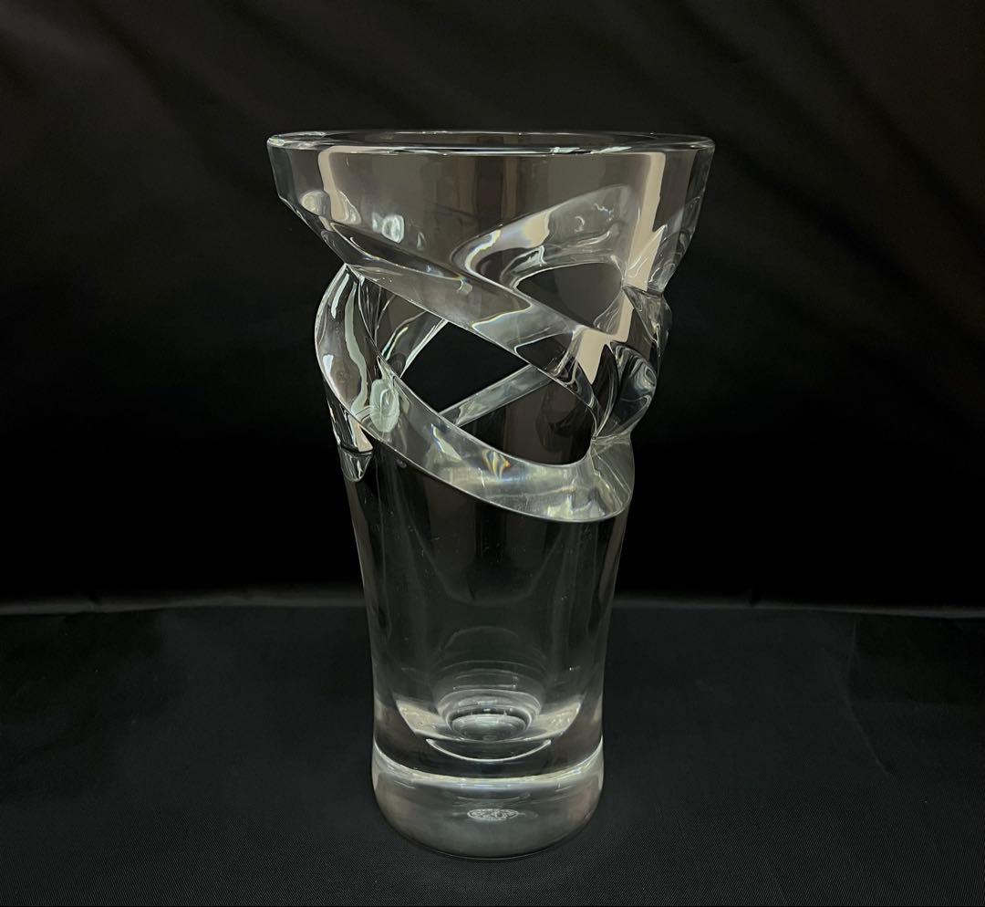 ハ*ナ様 バカラ トルネード 花瓶 斬新なデザインが高級感溢れるフラワーベース