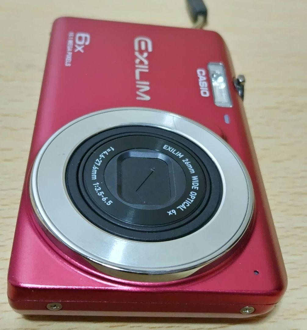 CASIO EXILIM EX-Z900 16.1MP コンパクトデジタルカメラ