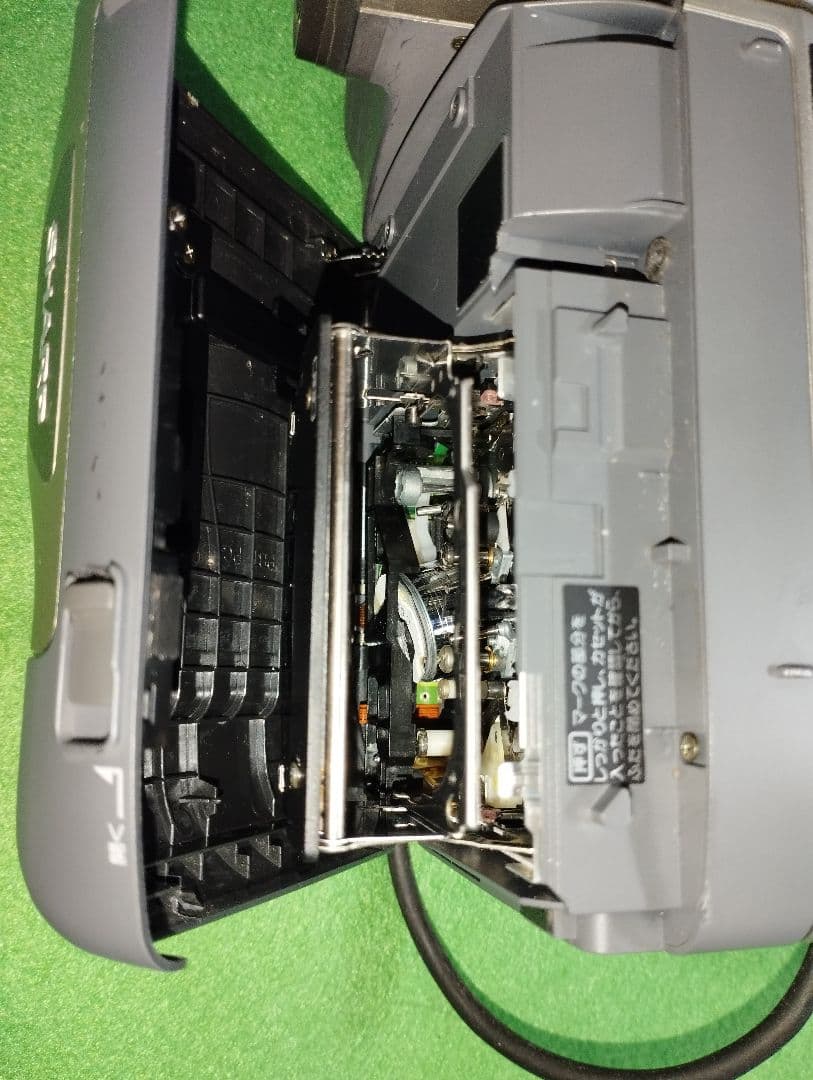 シャープ　miniDV ビデオカメラ 大変貴重な動作品　ダビングに◎