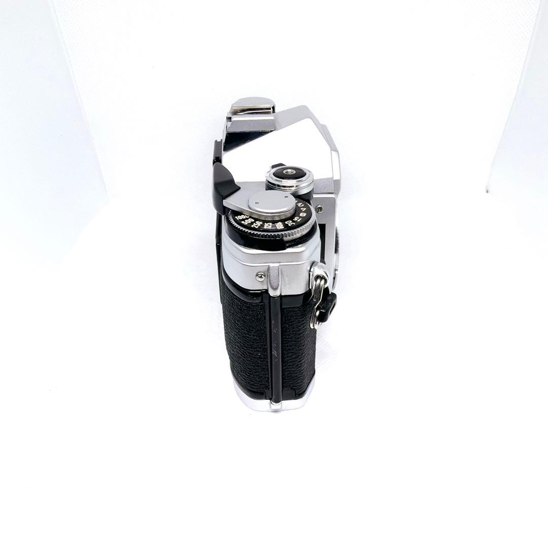 【極上品】 CANON AE-1 シルバー フィルムカメラ　ストラップ付 完動品