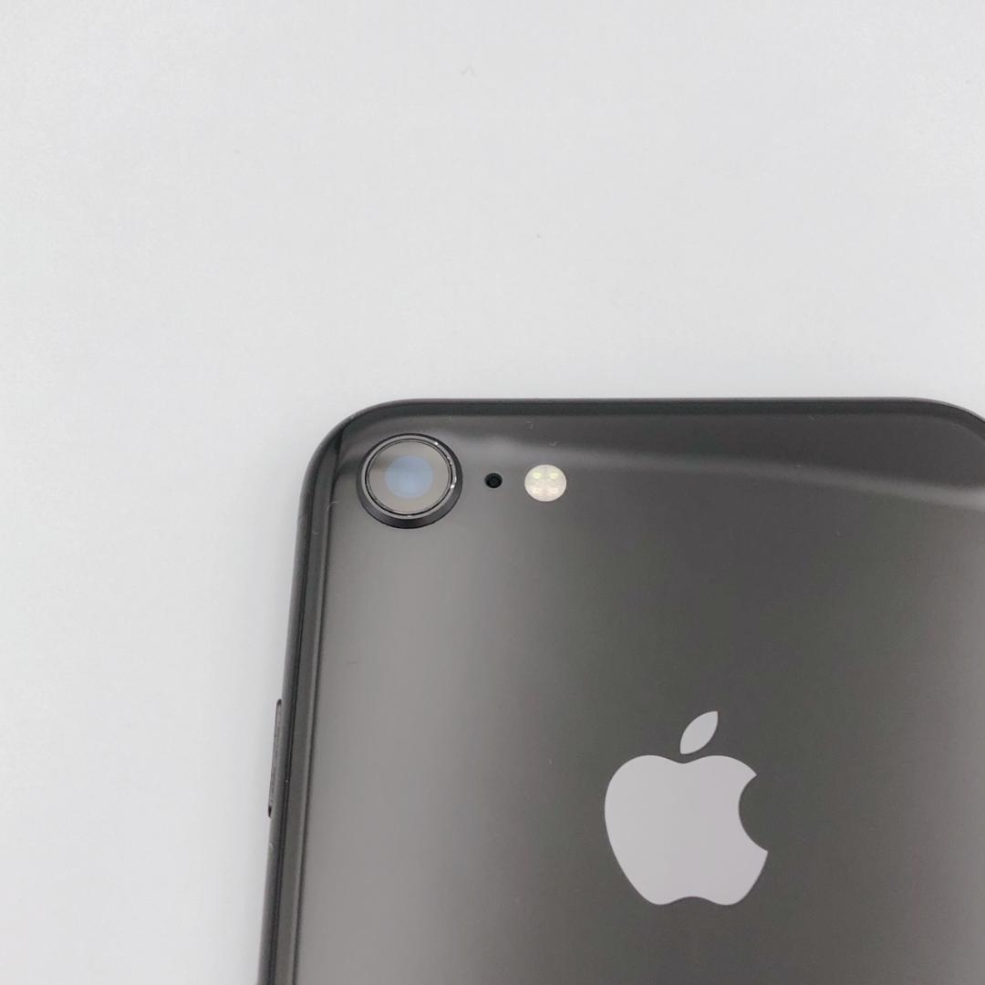 【美品】バッテリー100% iPhone 8 NQ782J/A 64GB