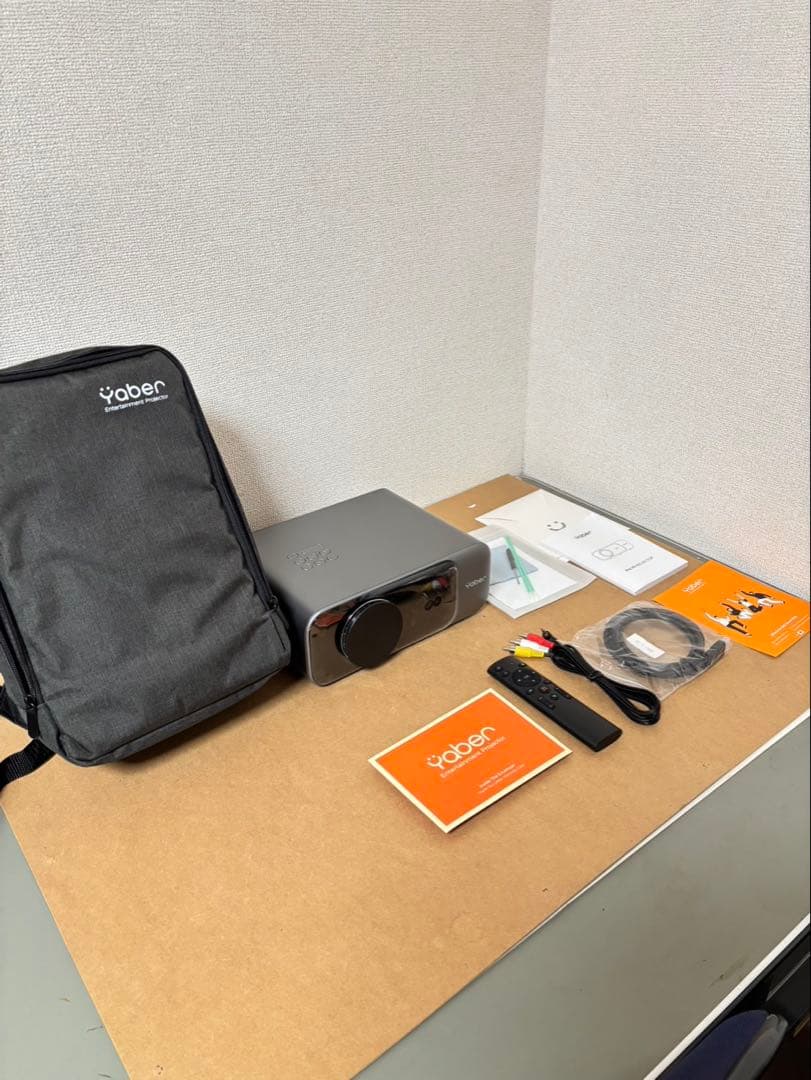 Yaber Pro V9 プロジェクター 本体 ガンメタ