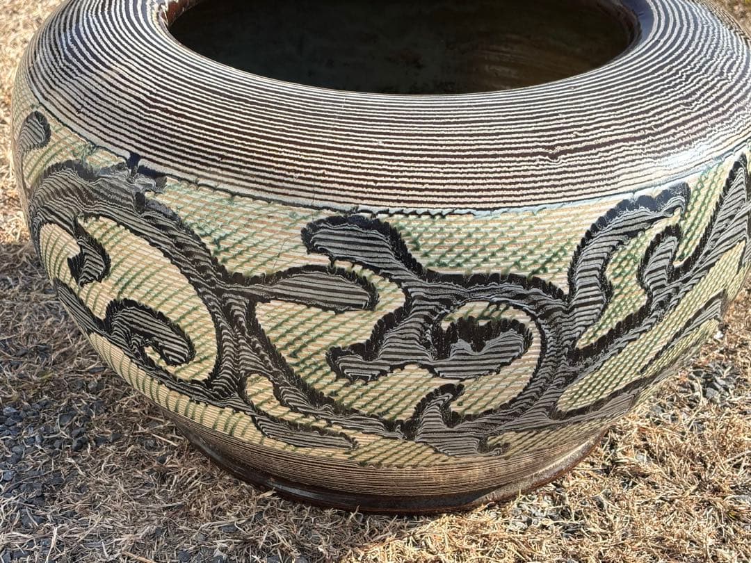 専用出品です。 大型火鉢　装飾的な模様の 陶器　昭和初期　昭和レトロ
